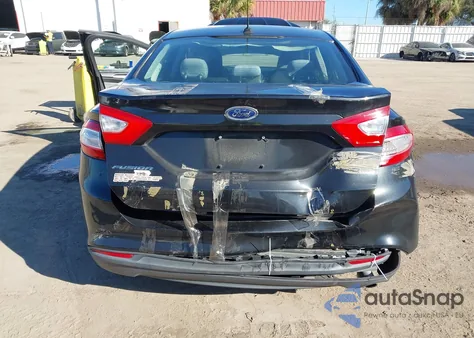 2014 Ford Fusion S z USA, uszkodzony, nr VIN 1FA6P0G79E5384420
